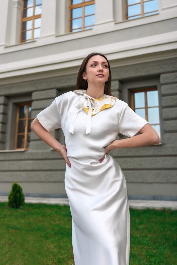 Out of Stock: Асиметрична подвижна яка - Image 5