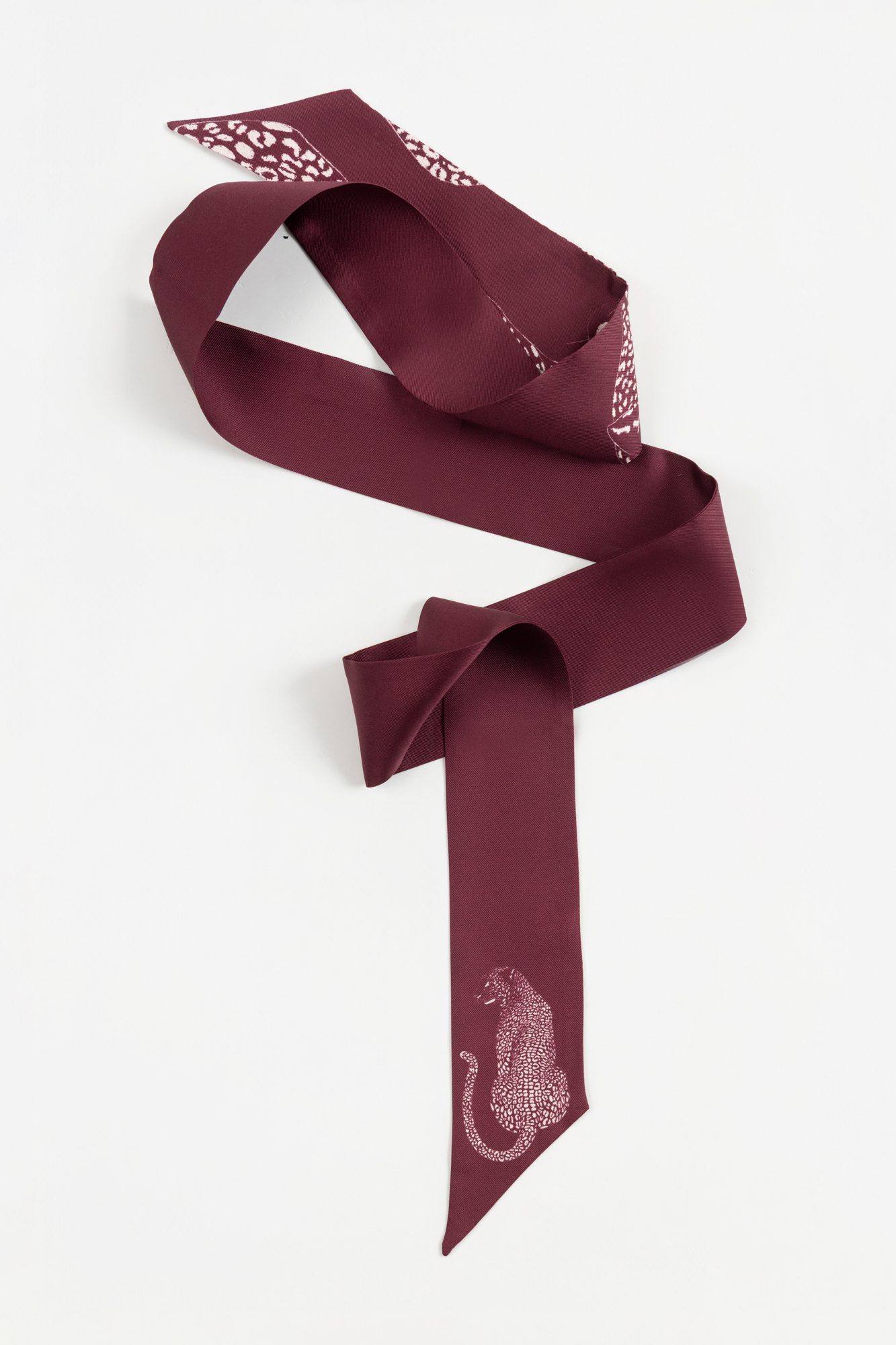 Копринено фишу SABRINA